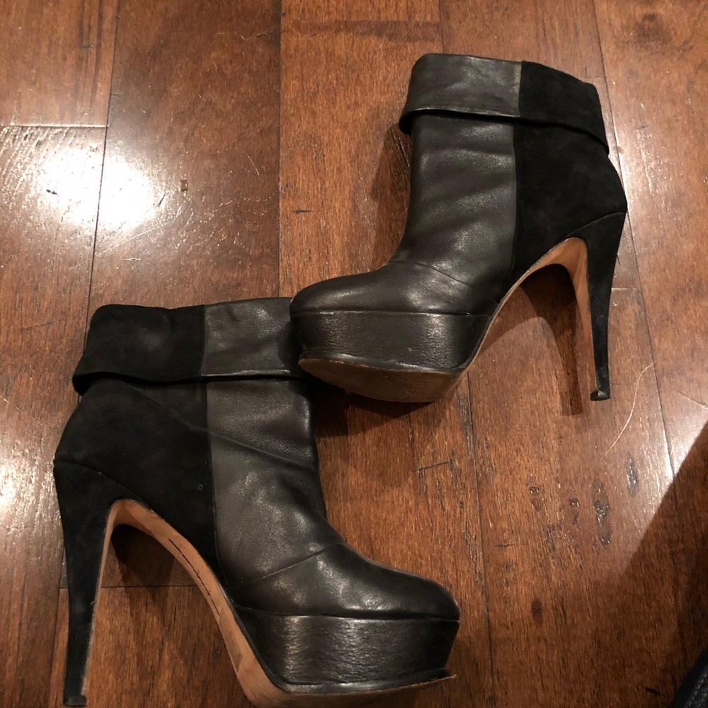 Dolce Vita suede and leather black booties